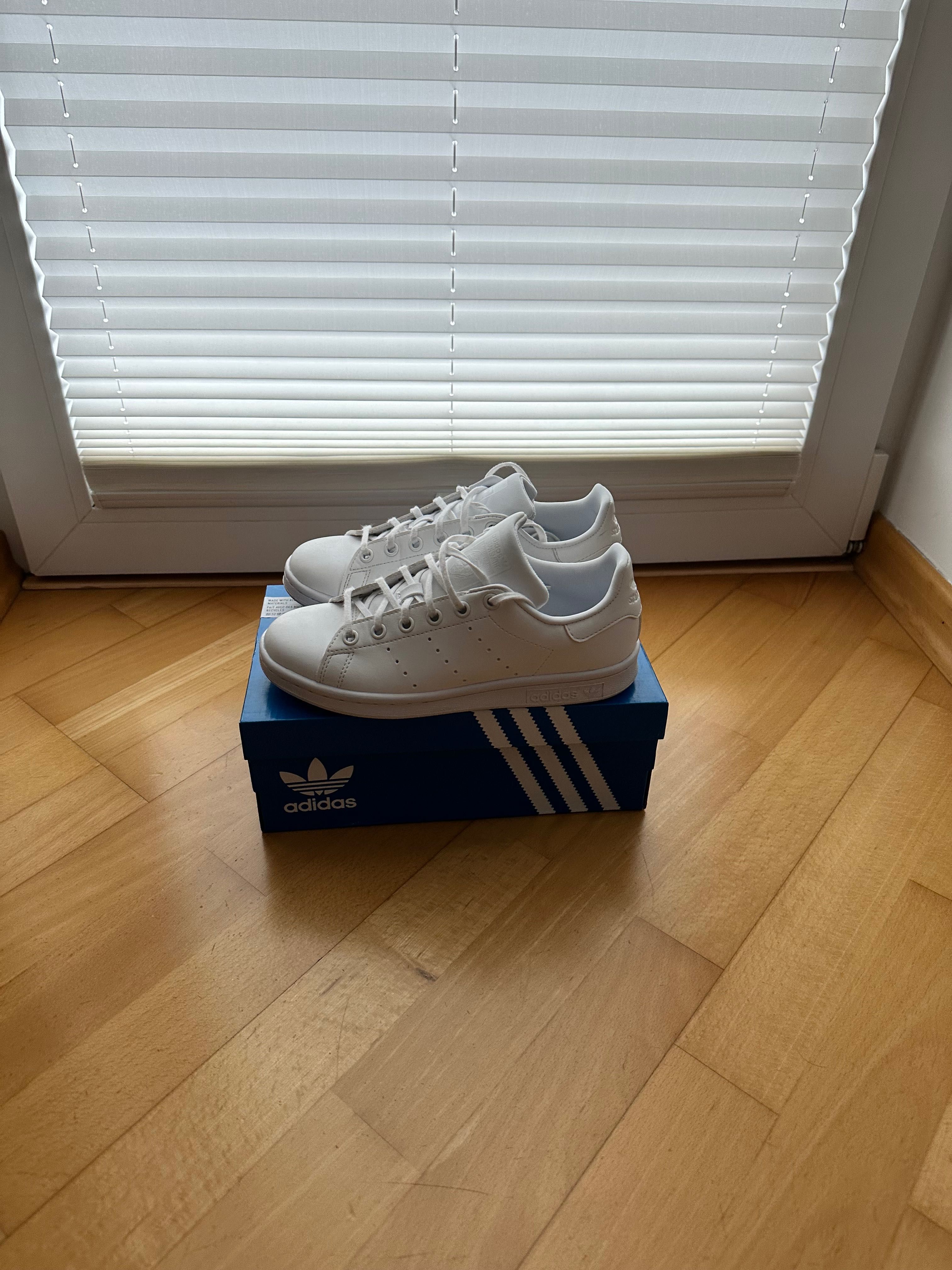 Sneakersy chłopięce Adidas StanSmith rozm. 36