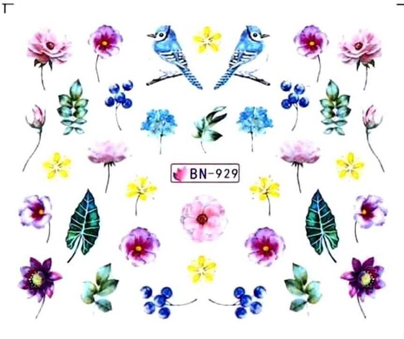 Wodne naklejki na paznokcie