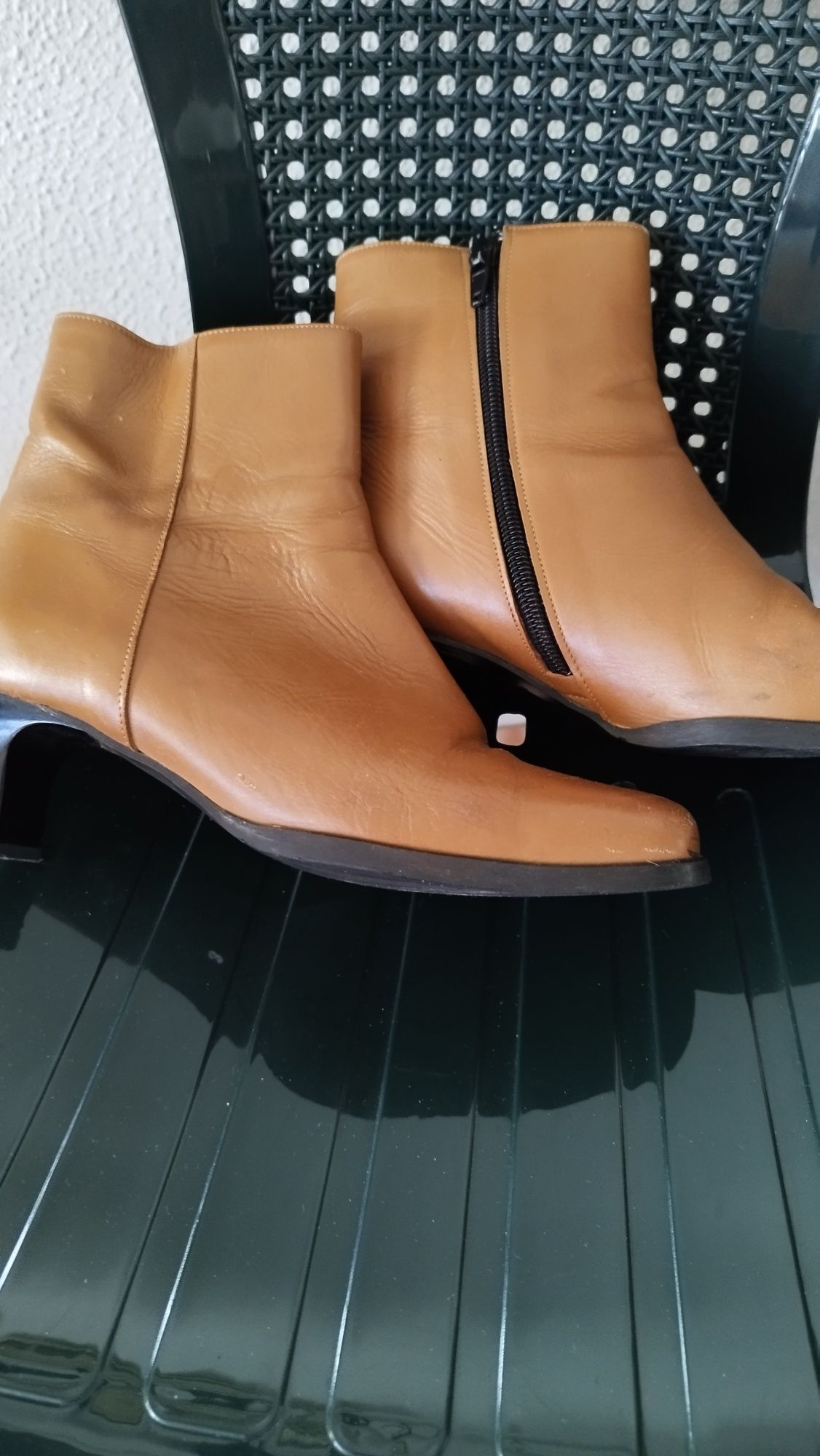 Botas castanhas camel