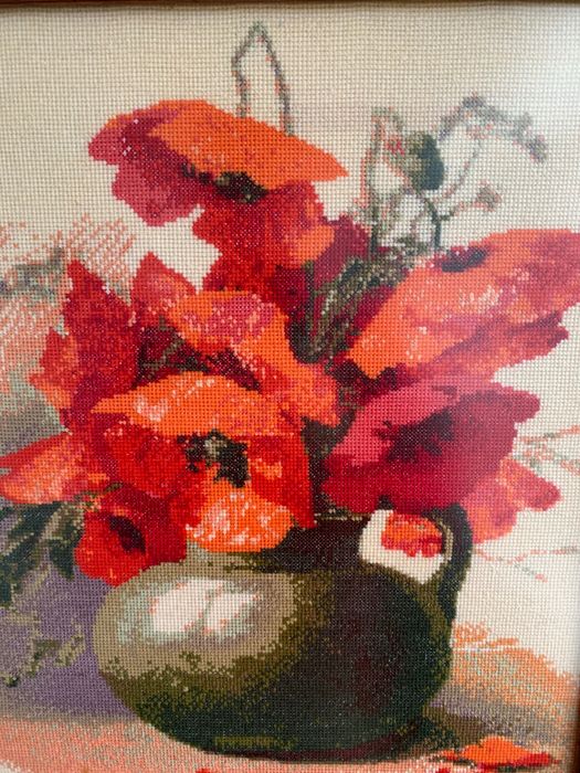 Вишивана картина Маки в горщику