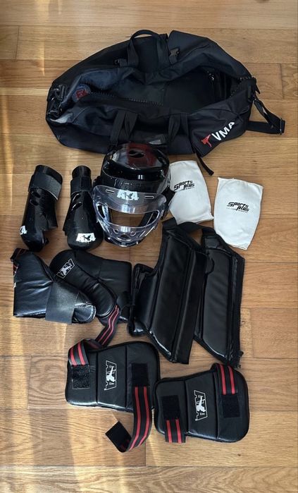 Conjunto Completo de Equipamento de Taekwondo ATA - criança