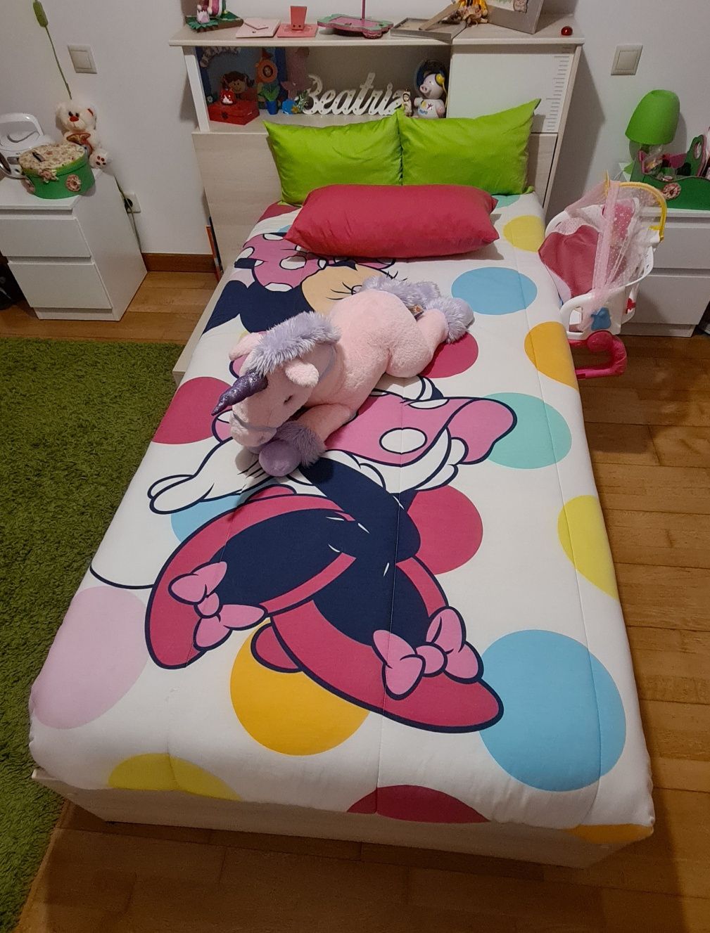 Cama solteiro com colchão