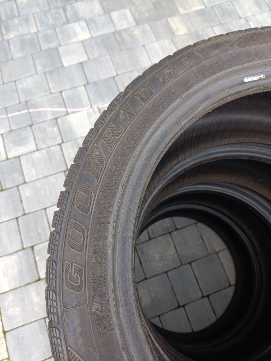 Opony Zimowe Goodride 225/45/17
