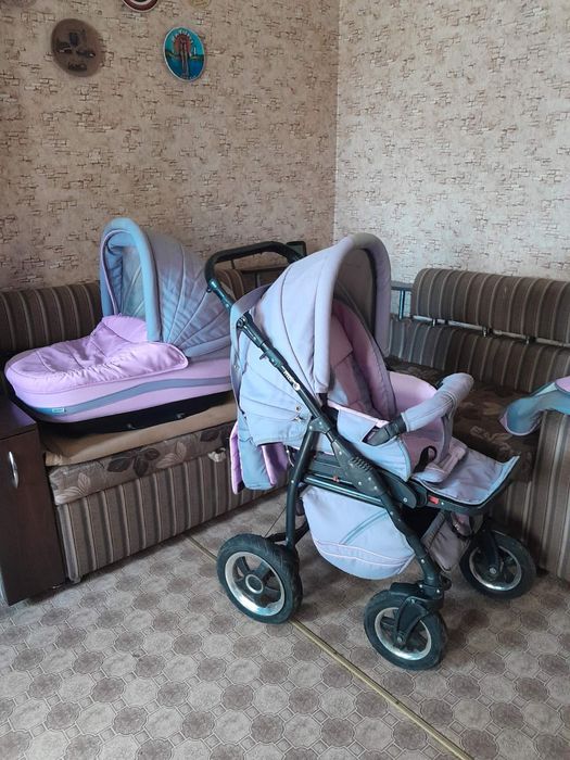 Продам коляску детскую