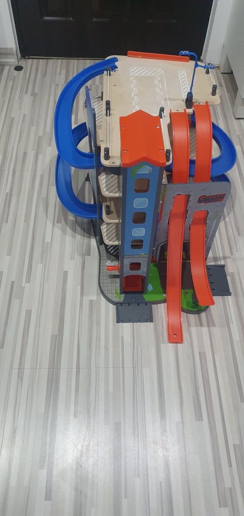 Garaż drewniany lidl playtive