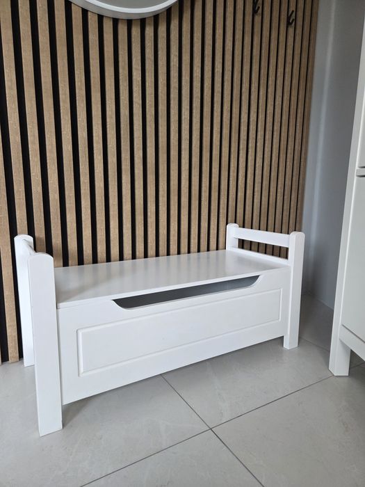 Skrzynia siedzisko do przedpokoju ganku pokoju