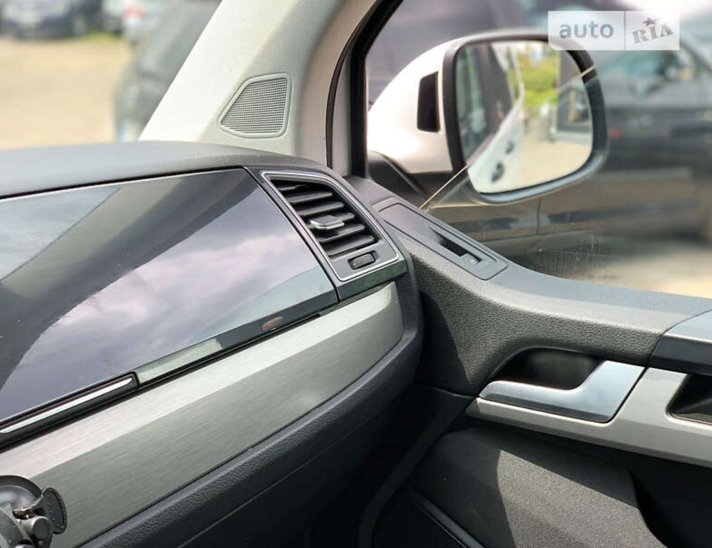 Volkswagen Multivan 2.0 BiTDI DSG7