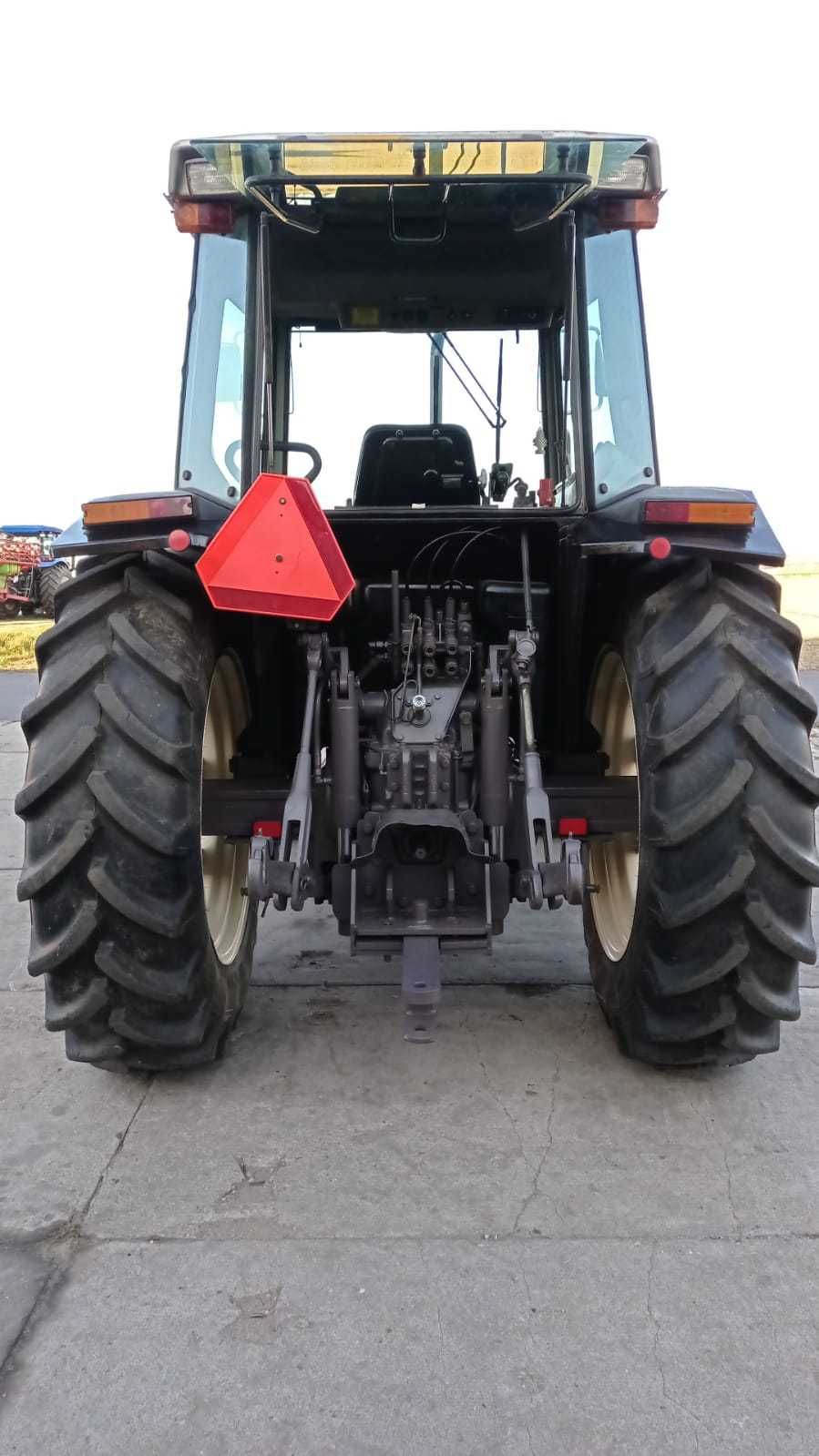 Massey Ferguson 3070 super stan