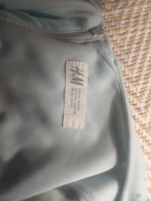 Elegancka sukienka w cekiny