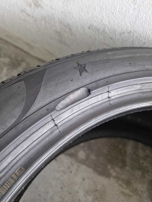 2 Pneus PIRELLI Semi Novos 275/40R20 (BMW)