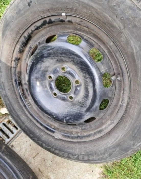 Zestaw opon letnich z felgami opony 195/65 R16 felga opona felgi