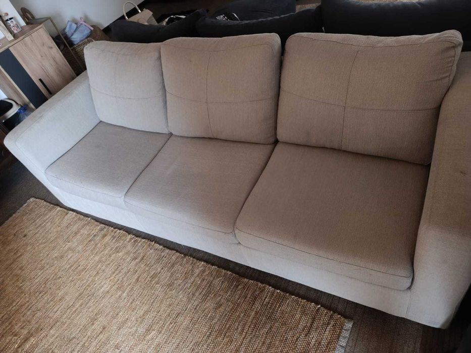 Sofá 3 lugares bege