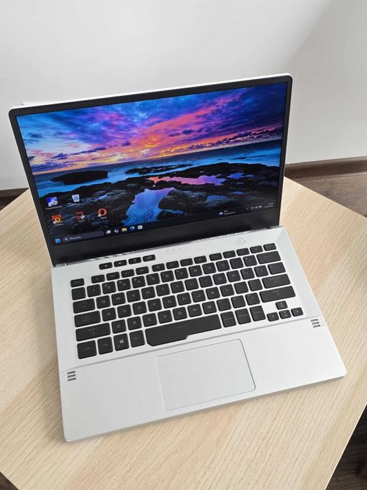 Laptop gamingowy Asus Rog Zephyrus G14 (Ryzen 7 4800HS, GTX 1660Ti)