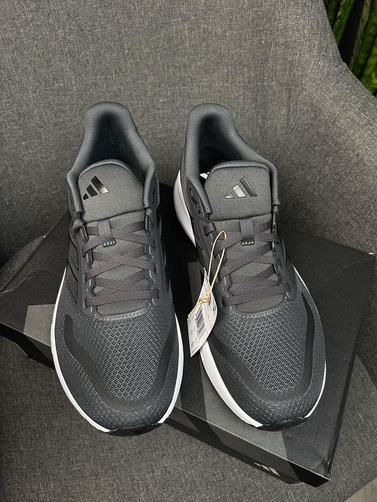 Оригінальні нові кросівки adidas runfalcon 5 running shoes