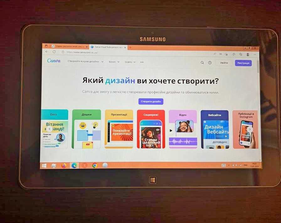 Планшет Samsung ATIV Smart PC 500T (XE500T1C) Windows