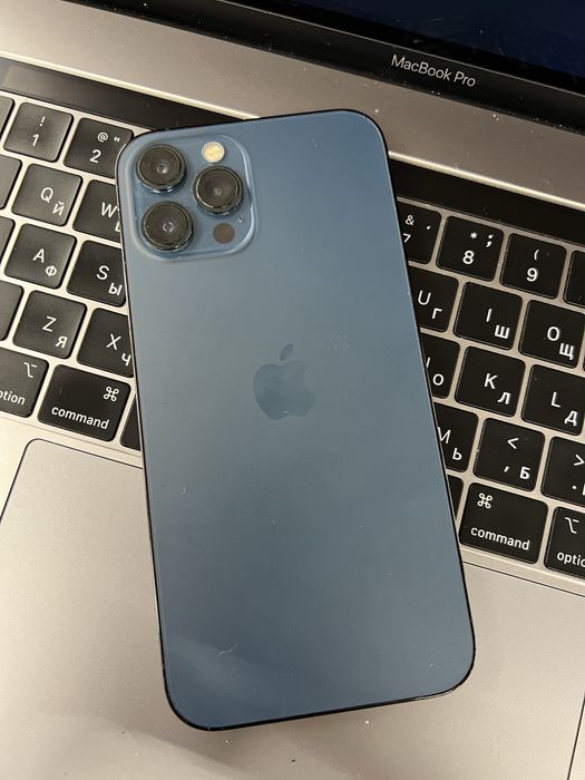 Продам телефон айфон iPhone 12 Pro Max 128Gb blue все працює добре