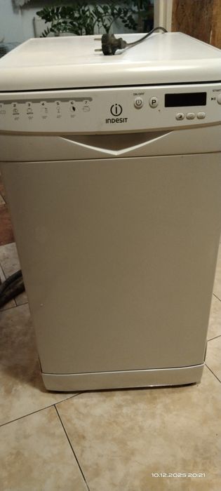 ODDAM ZA DARMO   zmywarka Indesit