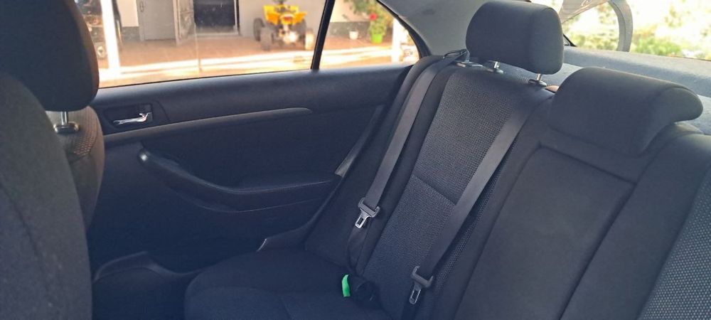 Продам Toyota Avensis