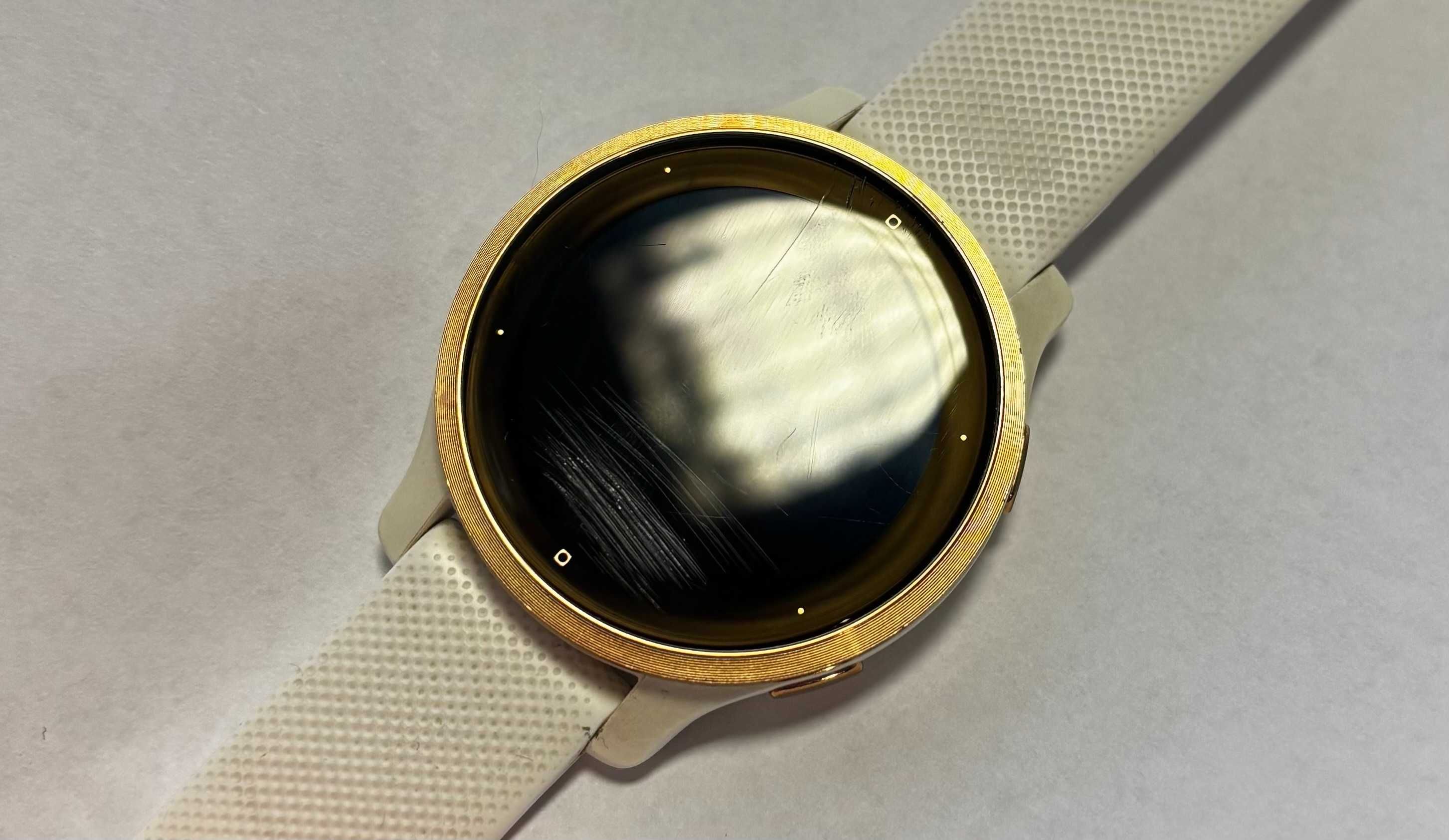 Smartwatch GARMIN Venu 2S // 40mm Różowo-złoty