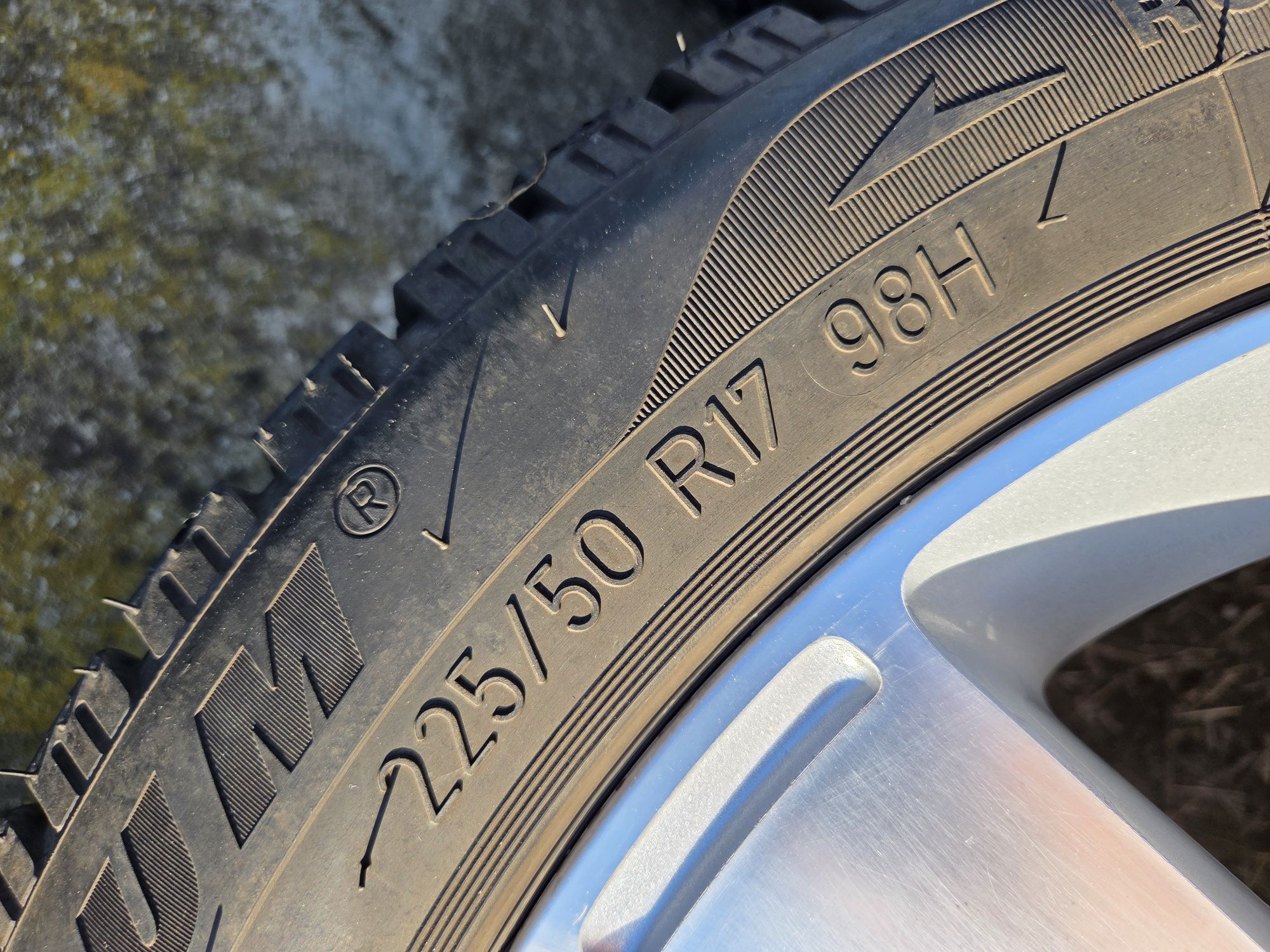 Alufelgi z oponami Ford 5x108 R17