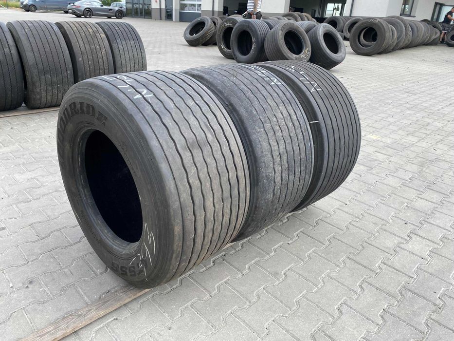 445/45R19.5 Opony GOODRIDE AT556 Naczepa MEGA at 556