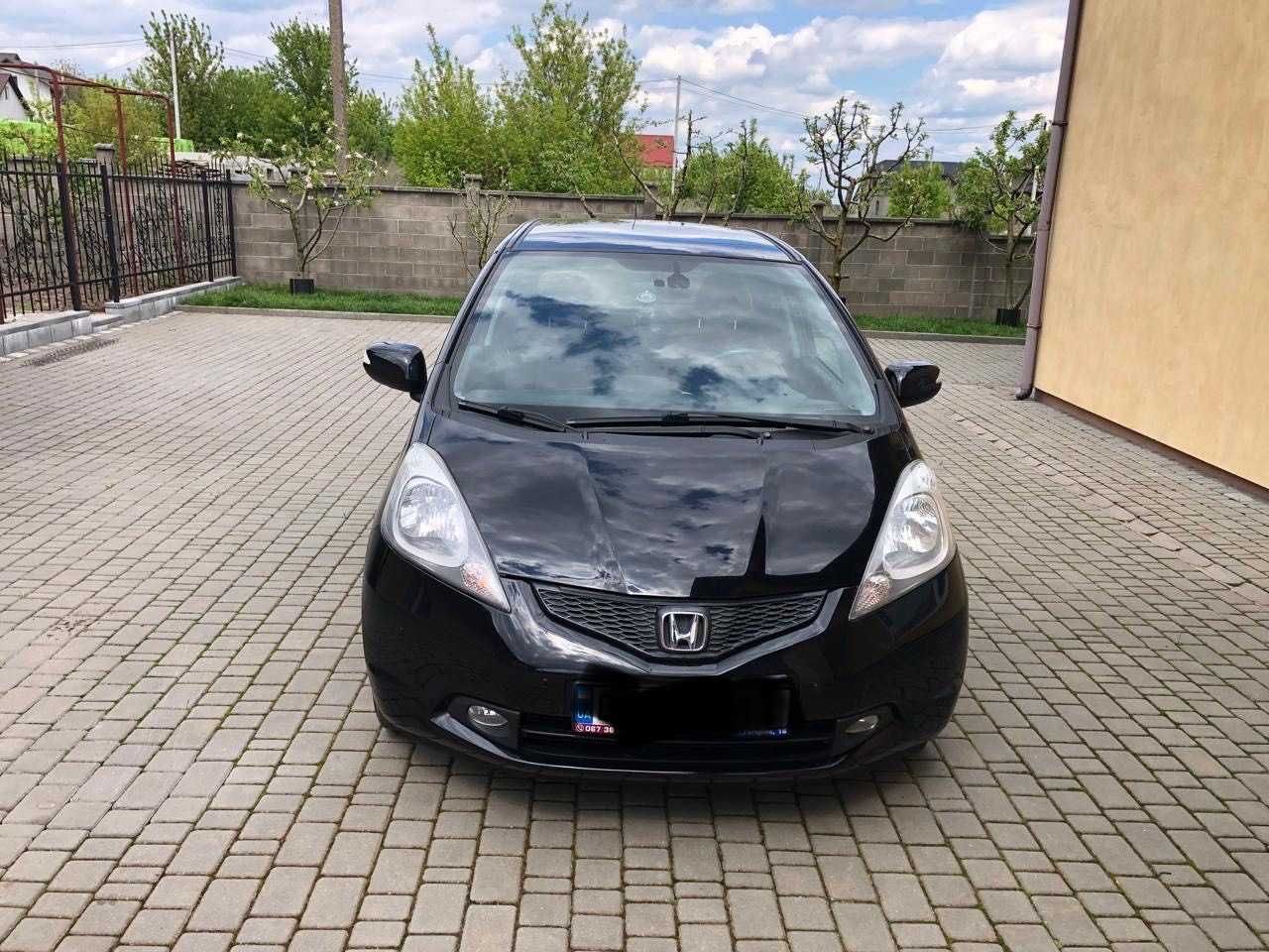 Продам  авто Honda Jazz