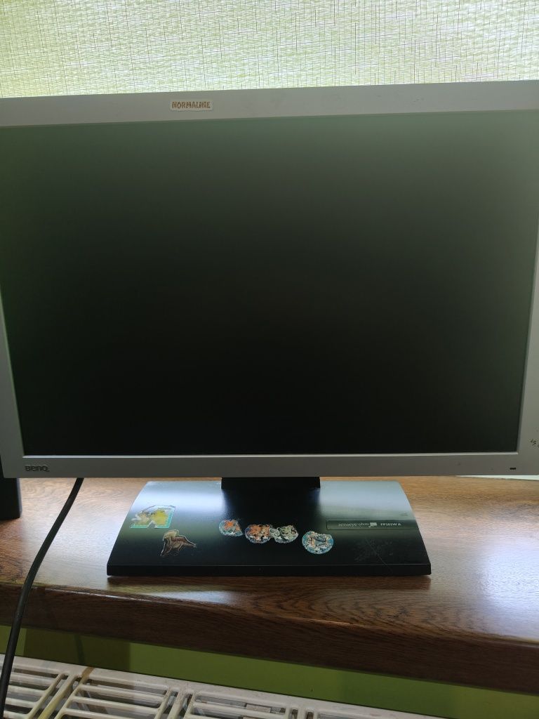 Komputer plus monitor