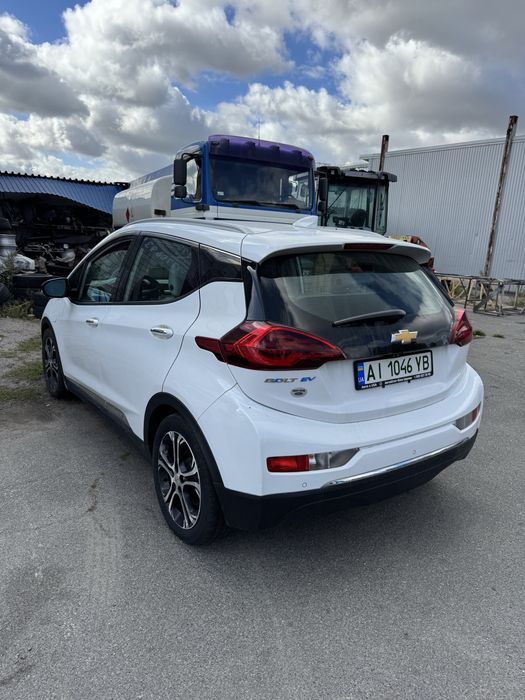 Оренда авто під таксі Chevrolet Bolt EV 2021 рік