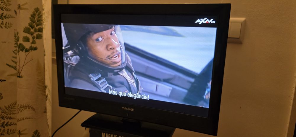 TV pequena 22 polegadas mitsay
