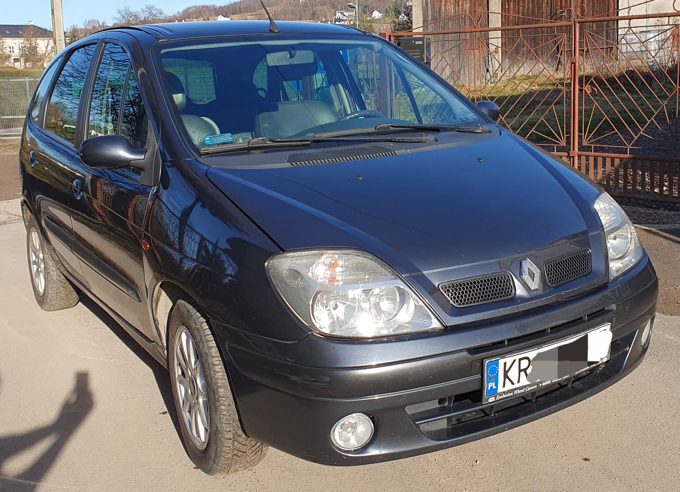 Renault Megane Scenic  dla rodziny i do przewozu większych przedmiotów