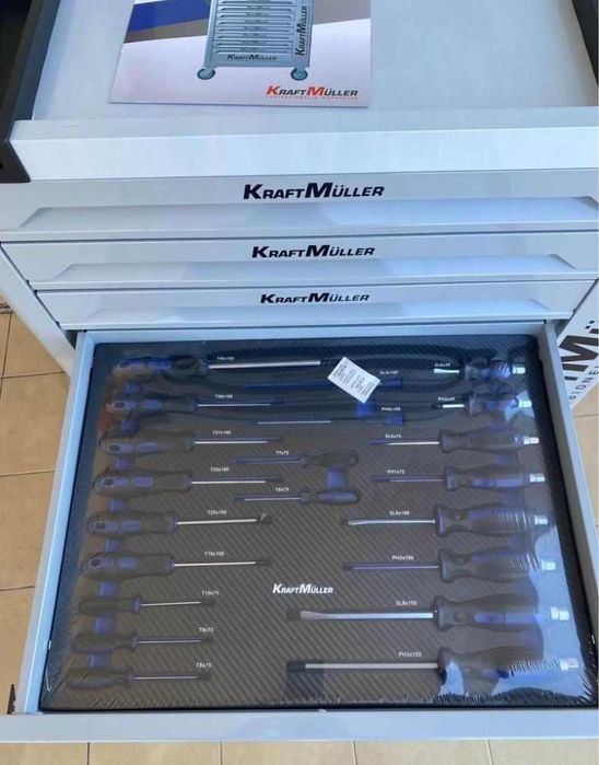 Carrinhos ferramentas 8 gavetas completas p/lateral marca Kraftmuller
