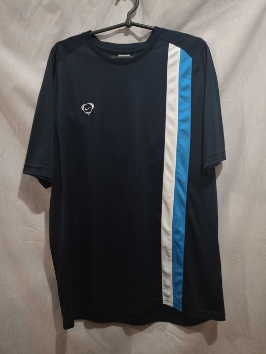 Винтажная мужская спортивная футболка NIKE( оригинал ) идеал размер XL