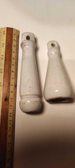 Stara rączka porcelanowa do zbiornika toalety, 2 szt
