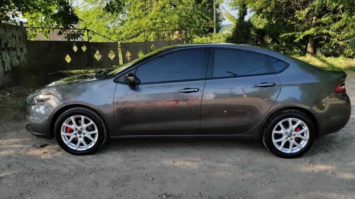 Продам авто в гарному Dodge Dart SRT