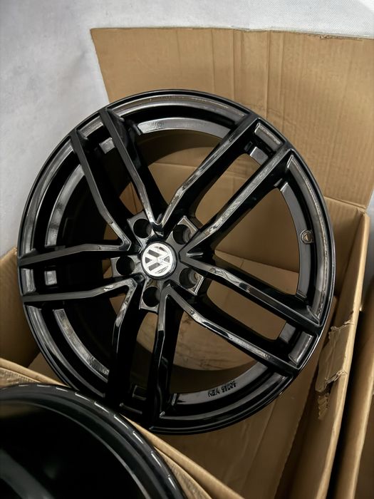 Alufelgi 5x112 18”Vw Arteon CC Golf Passat Scirocco Tiguan T-roc