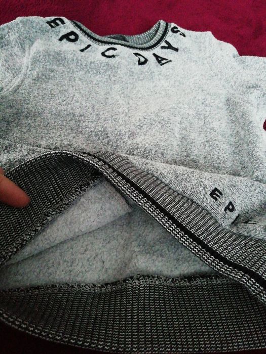 Продам теплу кофту