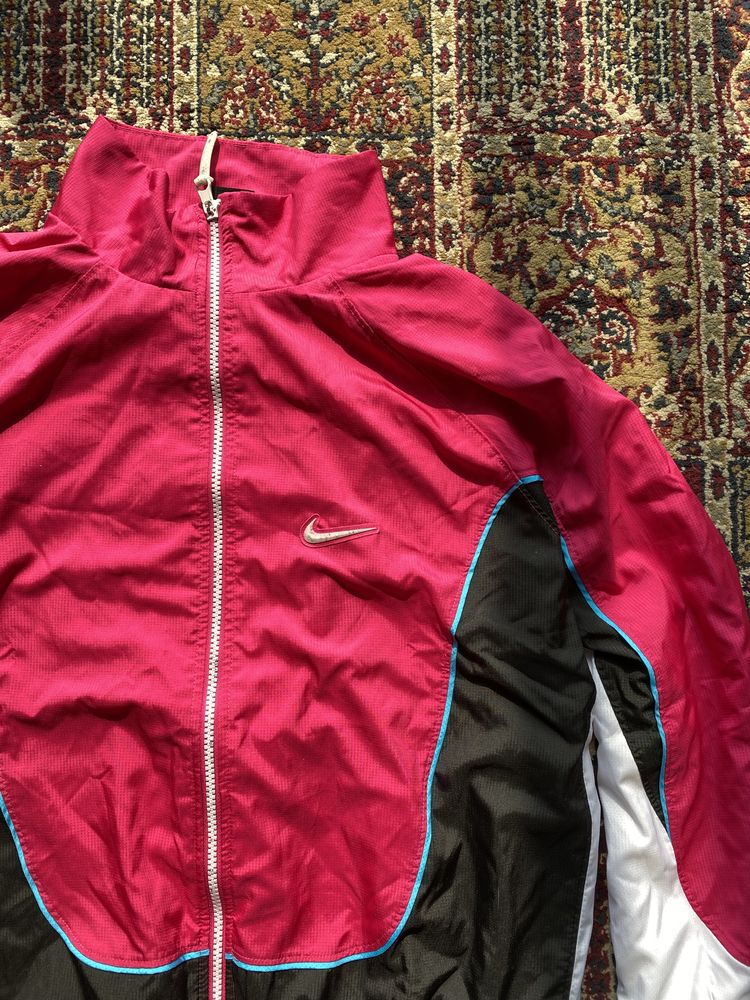 Чоловіча вітровка найк Nike Throwback Fireberry  jacket