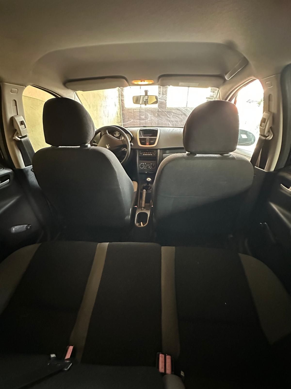 Vendo Peugeot 207,2008 a gasolina com 119.000 km