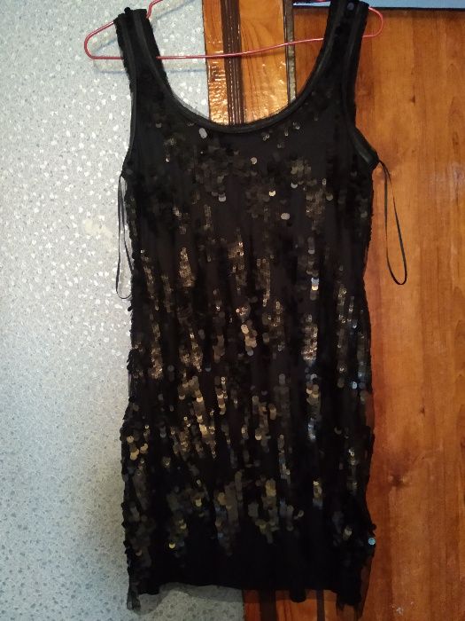 Платье мини черное в пайетки Zara