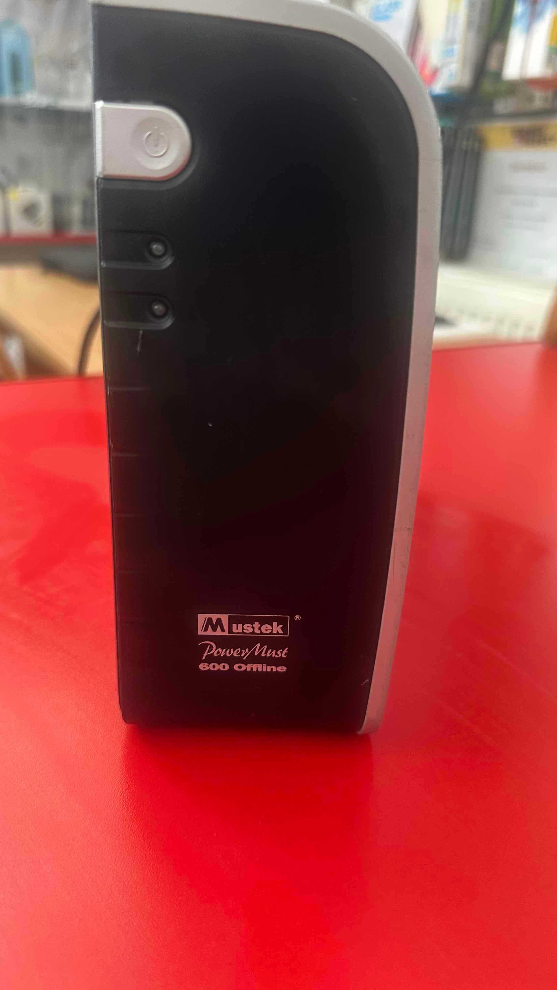 ДБЖ Mustek PowerMust 600 Offline