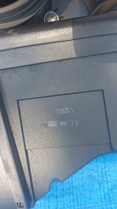 Корпус повітряного фільтра BMW 3 E90 E91 2005-2012  р. 2.0 D N47 177кс