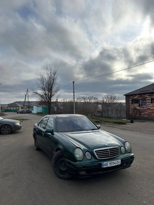 Mercedes W210 E280