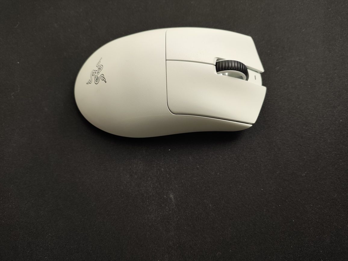 Продаю нову мишу Razer deathader v3 pro