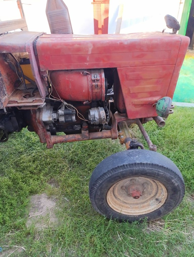 Продам трактор Т-25