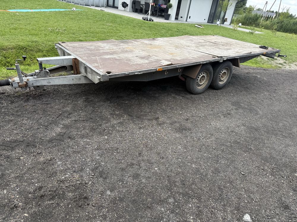 Przyczepa platforma 2 osiowa z burtami 5.20 x2.15