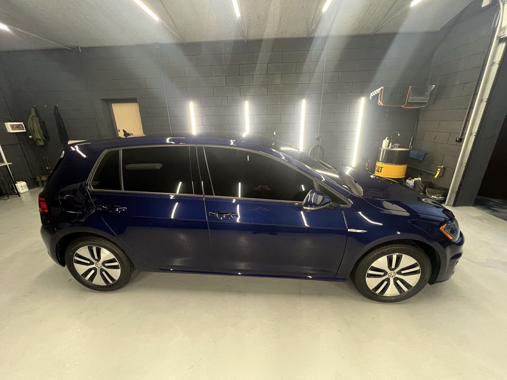 VW e-Golf SEL 2018 36kwh
