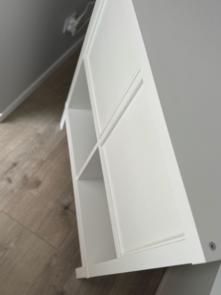 IKEA Regal Kallax biały 77x77cm z 4 szufladami i ramą nośną