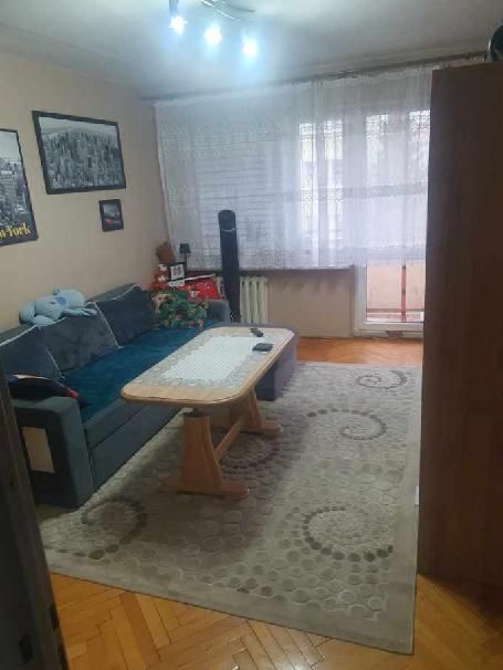 Wynajmę 3 pokojowe mieszkanie z balkonem na 1pietrze sikorskiego