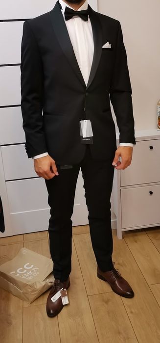 Garnitur ślubny półsmoking pako Lorente gratis dwie koszule muszka +