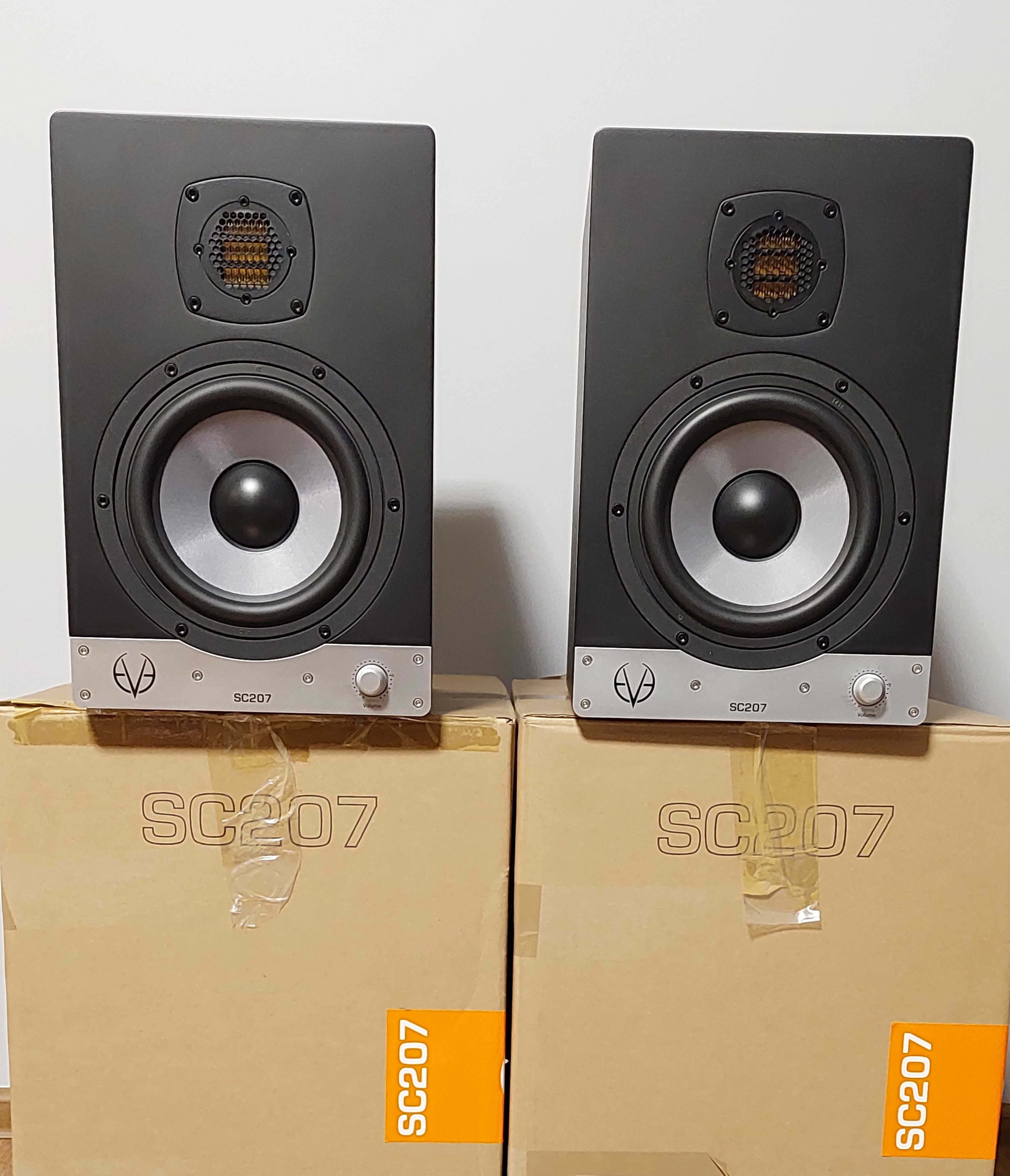 EVE AUDIO SC207 monitory aktywne studyjne kolumny. Komplet. Idealne.